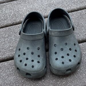CROCS Classic Black Slip-On Clogs